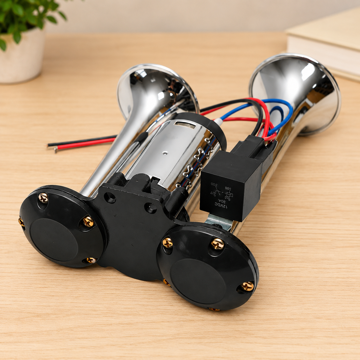 Claxon Auto 12V cu 2 Goarne Cromate și Compresor Inclus